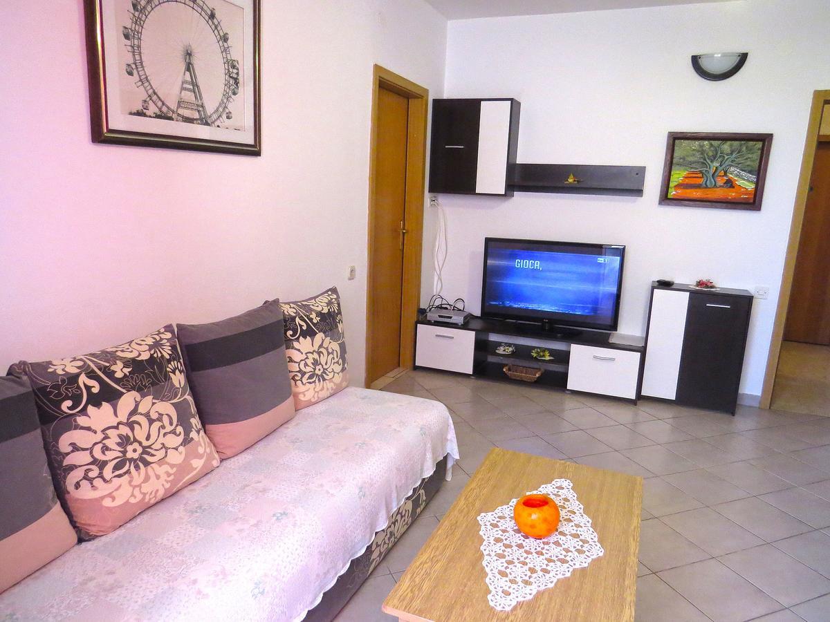 Apartments Milica 961 Медулин Екстериор снимка